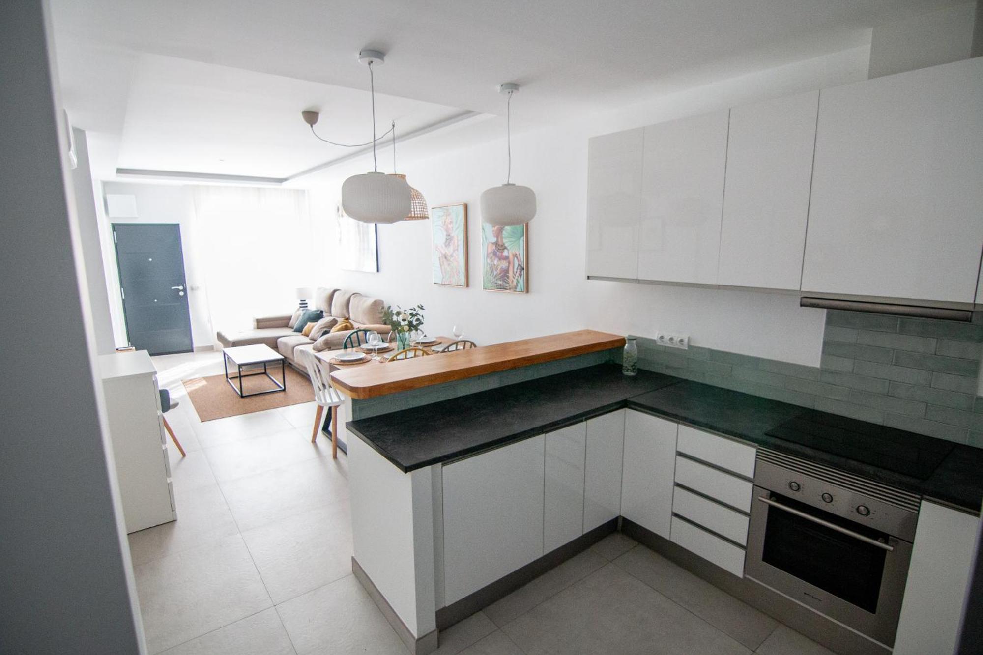 Benallove Apartment *